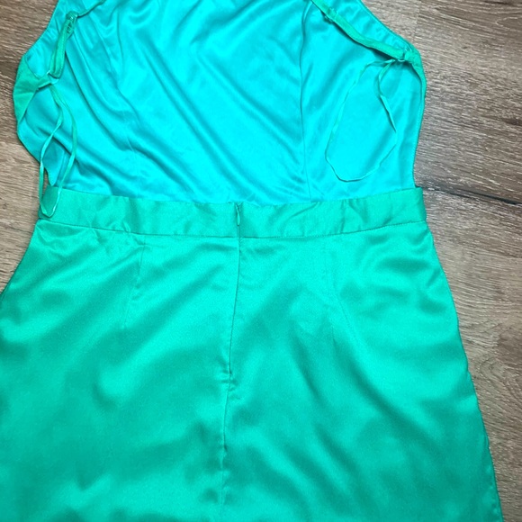 NWOT Backless Romper (L) - Picture 9 of 11